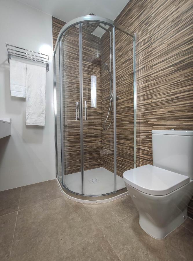 Hostal Oleo Auto Check-In Santander Buitenkant foto