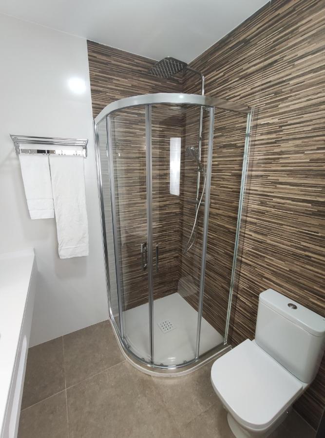 Hostal Oleo Auto Check-In Santander Buitenkant foto