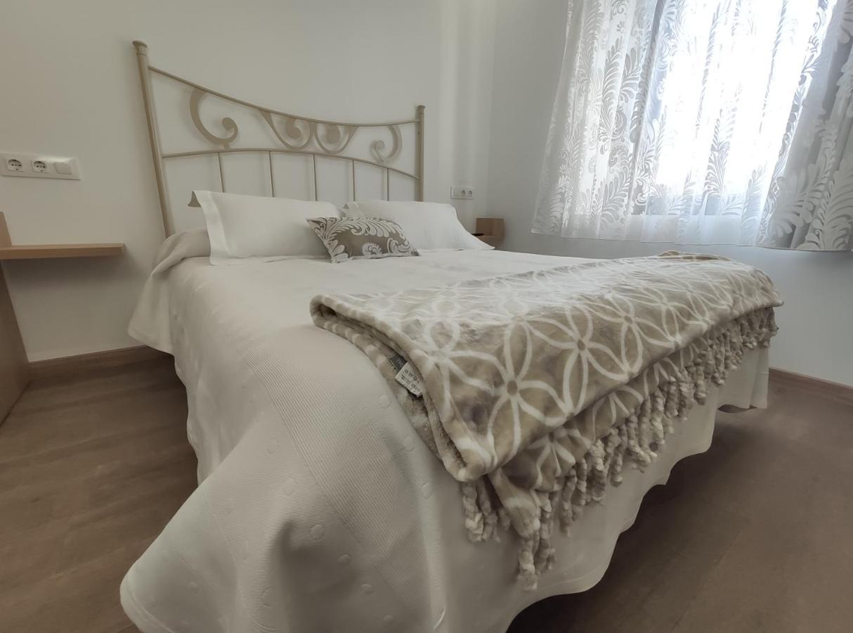Hostal Oleo Auto Check-In Santander Buitenkant foto