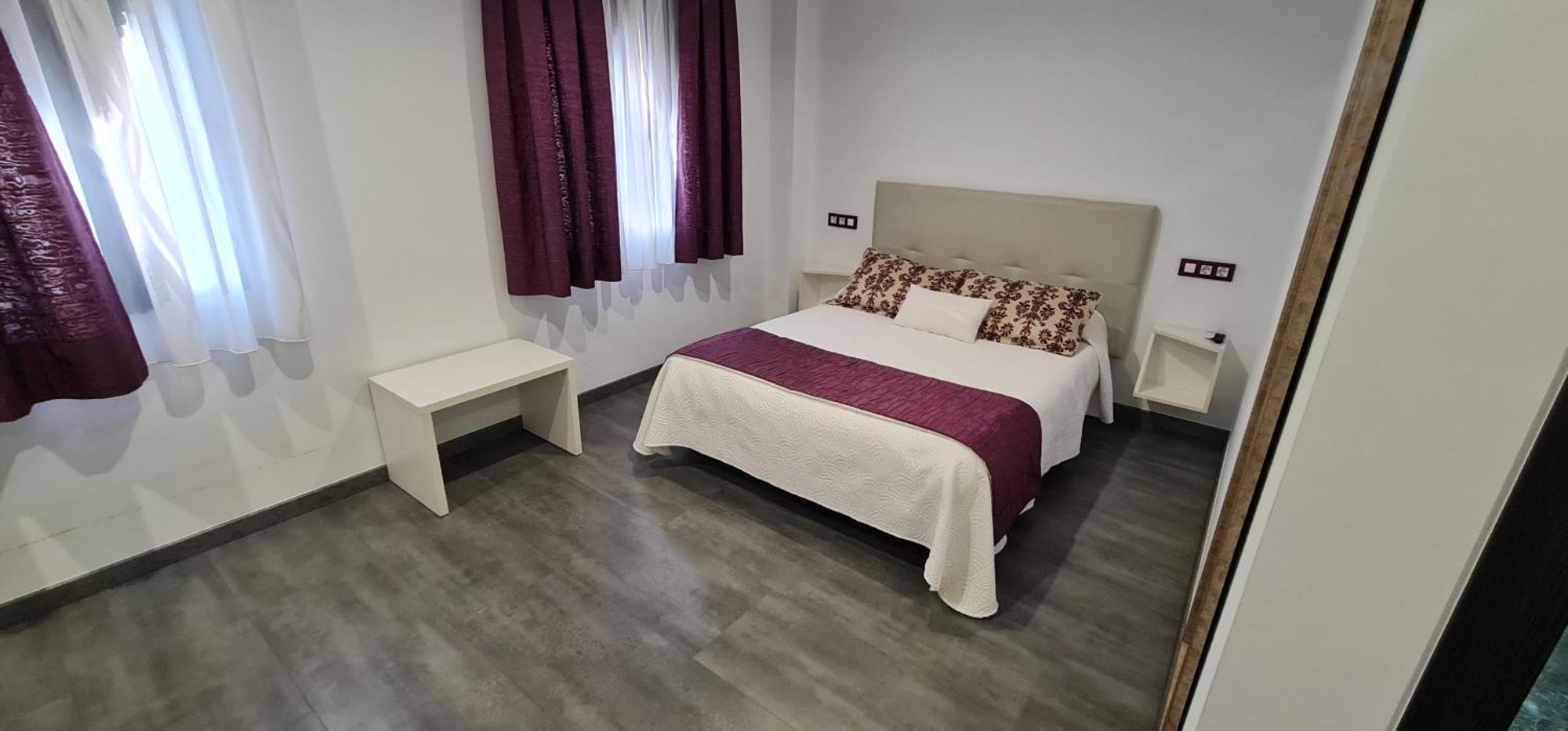 Hostal Oleo Auto Check-In Santander Buitenkant foto